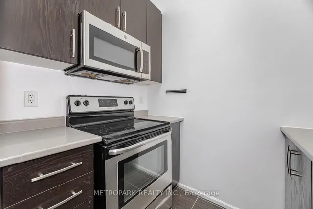 Additional image 11 of 85 Robinson St Unit 102