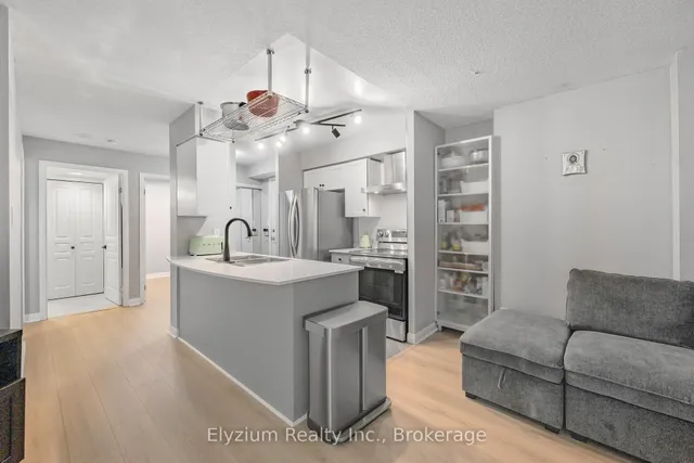 Additional image 9 of 323 Richmond St Unit 303