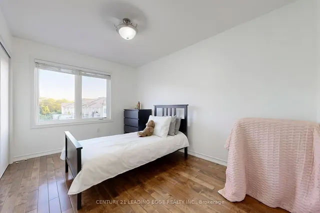 Additional image 30 of 12 Pringdale Gardens Circ