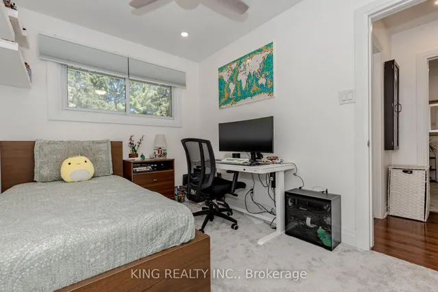 Additional image 27 of 28 AINSLIE Ave