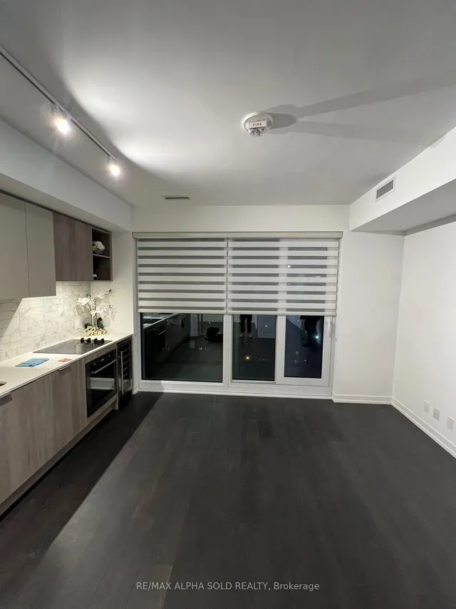 Additional image 17 of 2020 Bathurst St Unit 1108
