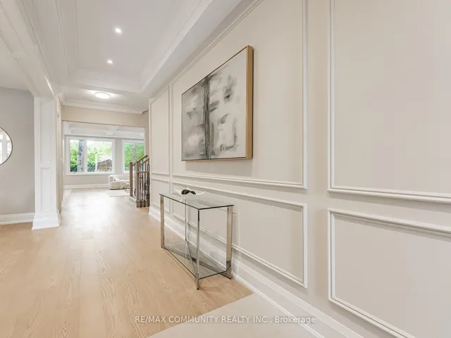 Additional image 4 of 37 Sugarbush Sq