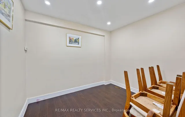 Additional image 16 of 124 Baronwood Crt Unit 124