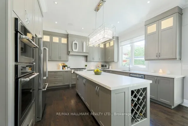 Additional image 8 of 44 Scarboro Cres