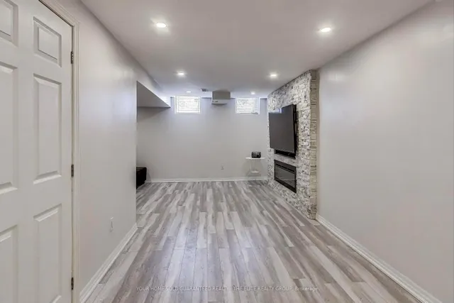 Additional image 21 of 7 Lotus St