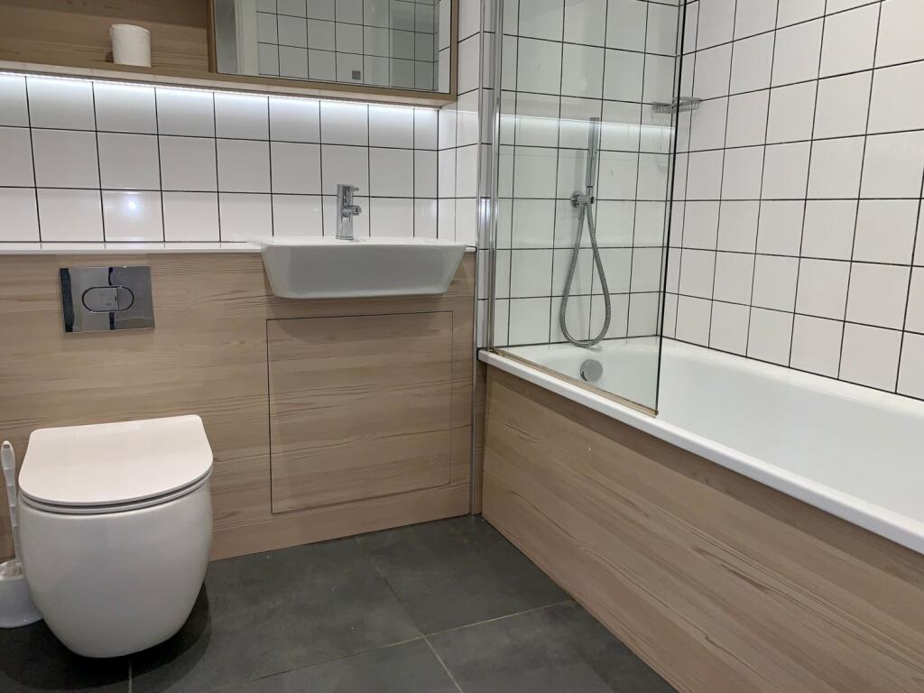 Additional image 5 of Digbeth One2, Digbeth Square, 10 Lombard Street, Birmingham, B12 0QD