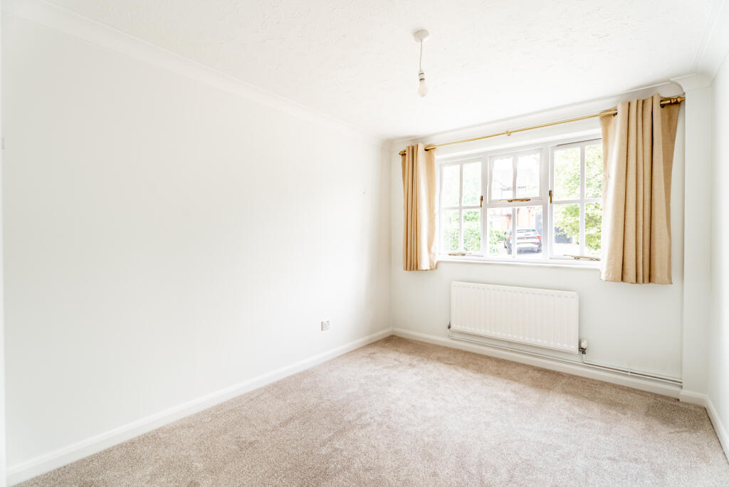 Additional image 8 of Horsemans Ride, St. Albans, Hertfordshire, AL2