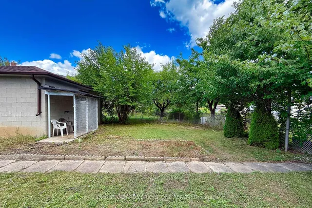 Additional image 26 of 19 Granite St