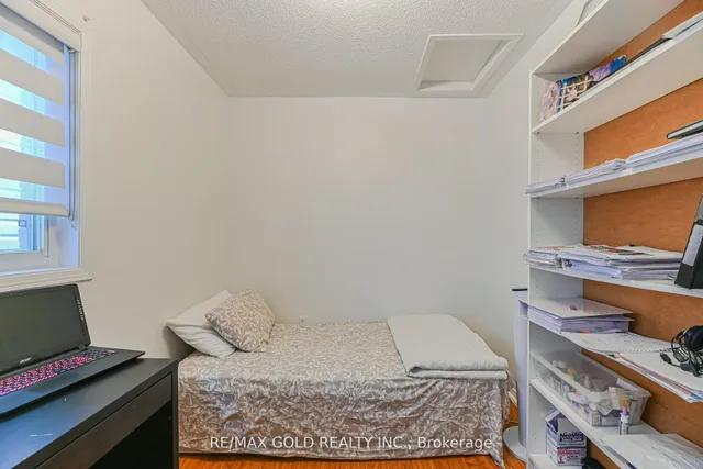 Additional image 32 of 28 Plum Hollow Crt