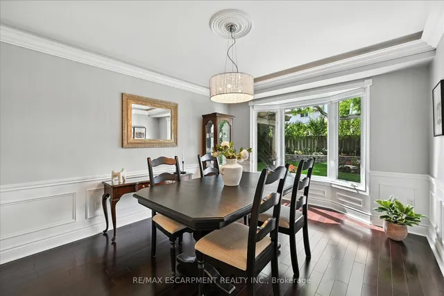 Additional image 11 of 10 Yorkview Pl