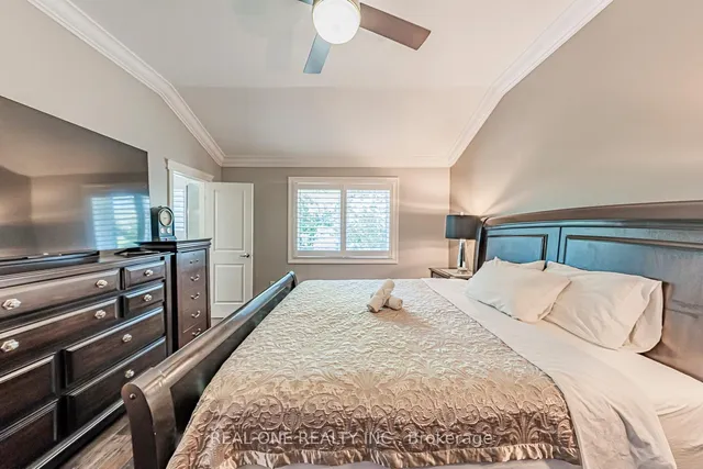 Additional image 24 of 1 Manorpark Crt