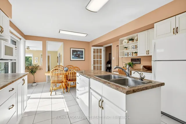 Additional image 16 of 22 Weneil Dr