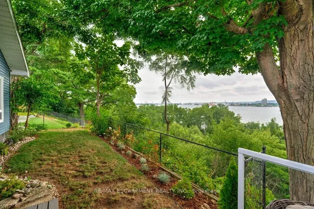 Additional image 47 of 636 WEST OVAL Dr