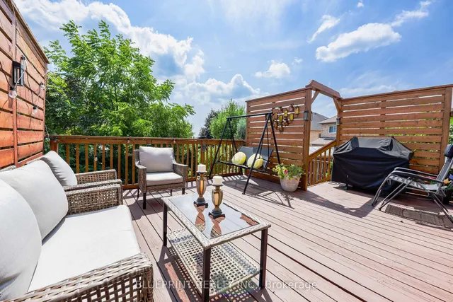 Additional image 9 of 812 Knotty Pine Grve