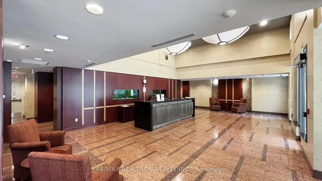 Additional image 10 of 21 Hillcrest Ave Unit 2007