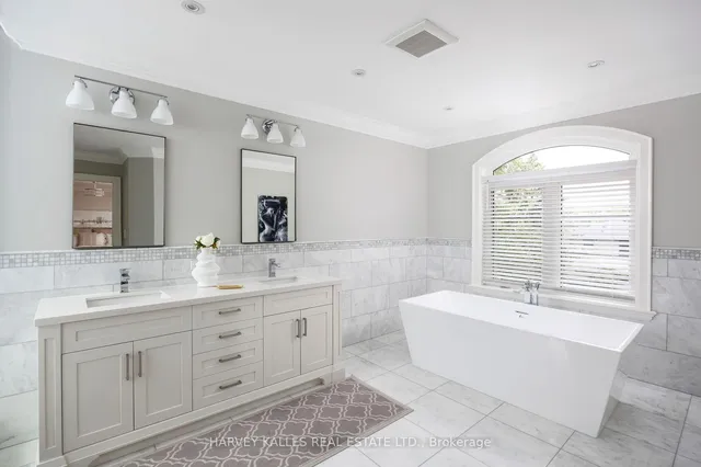 Additional image 32 of 38 Westmount Park Rd