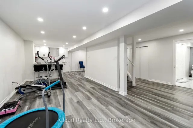 Additional image 38 of 3208 Renton Rd