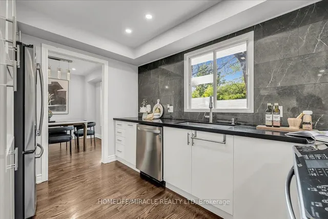 Additional image 32 of 301 O'donoghue Ave