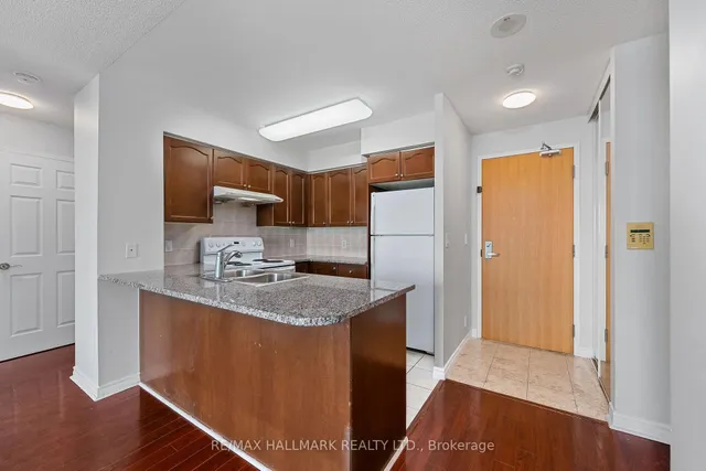 Additional image 7 of 68 Grangeway Ave Unit 909