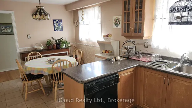 Additional image 9 of 214 Fairglen Ave