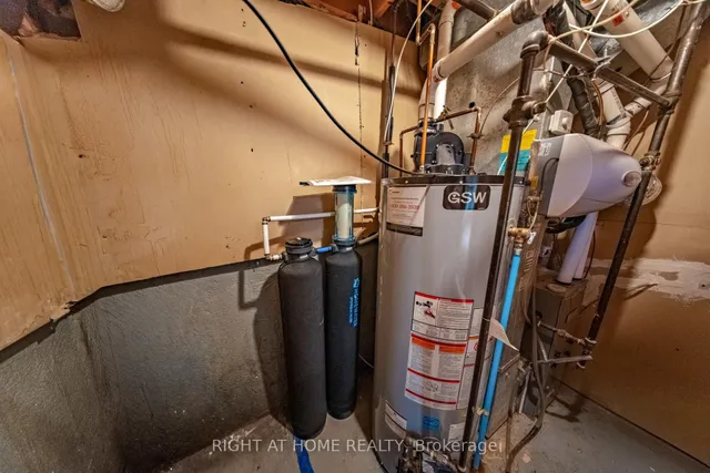 Additional image 38 of 83 Guildford Cres Unit 83