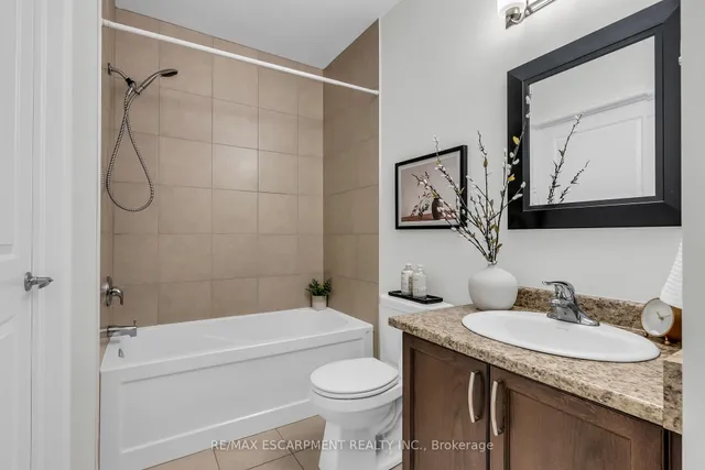 Additional image 38 of 95 WILSON St Unit 314