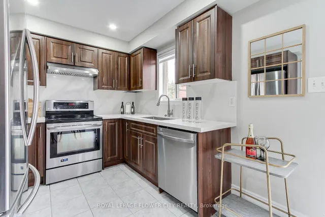 Additional image 14 of 6 Studebaker Tr