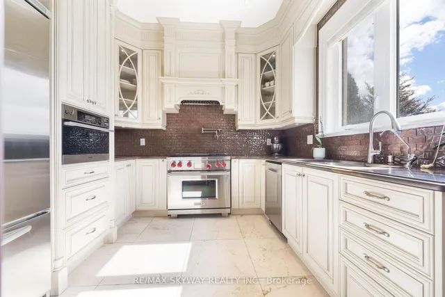 Additional image 22 of 25 Everglade Dr