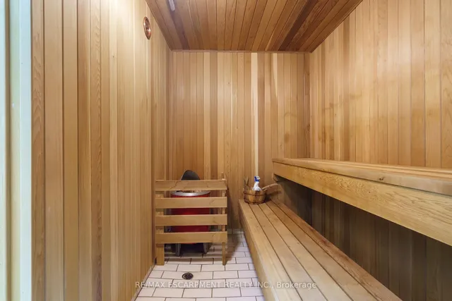 Additional image 26 of 416 LIMERIDGE Rd Unit 213