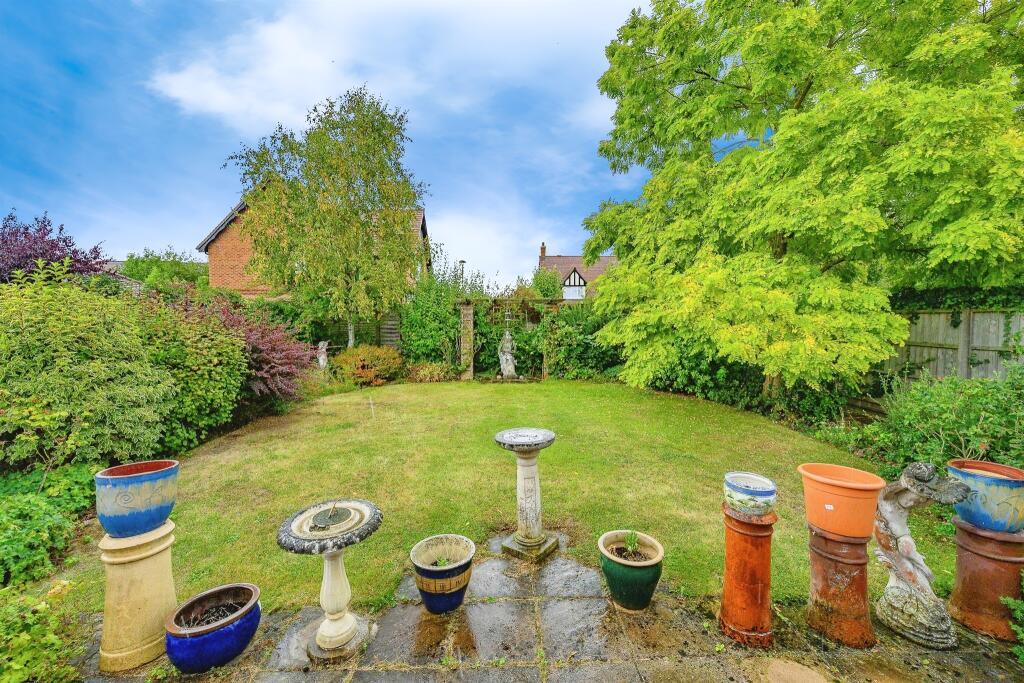 Additional image 11 of Oaklands Lane, Smallford, St. Albans