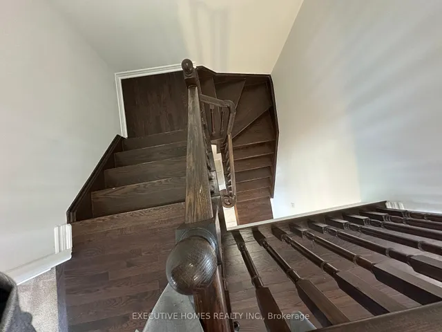 Additional image 13 of 21 Elmcrest Dr