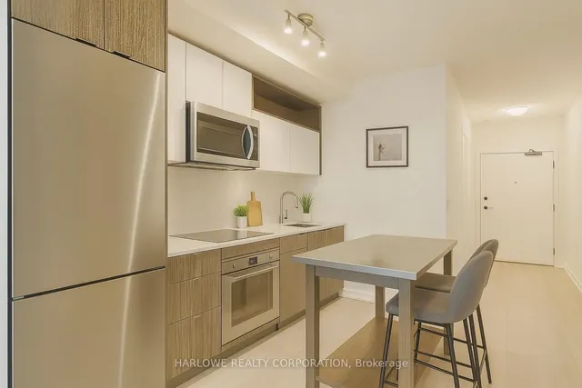 Additional image 2 of 60 Princess St Unit 1031 SE