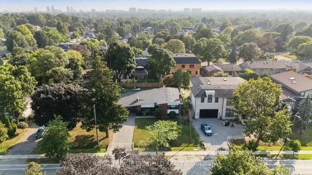 Additional image 41 of 462 The Kingsway