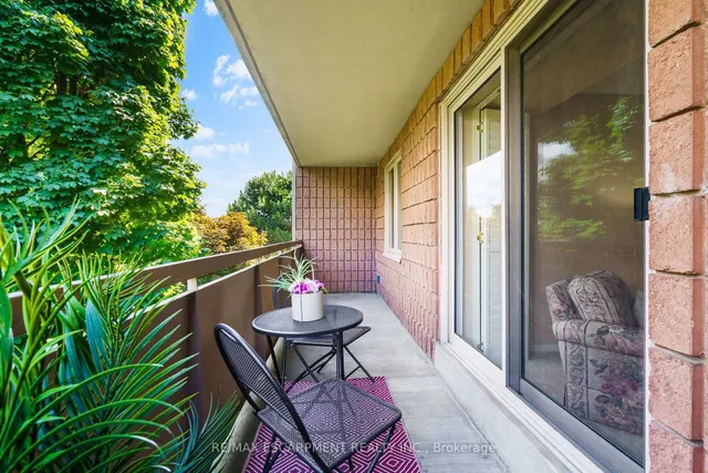 Additional image 23 of 416 LIMERIDGE Rd Unit 213