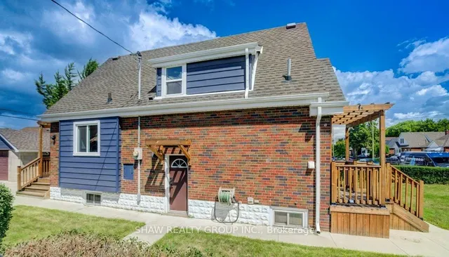 Additional image 44 of 28 Barons Ave