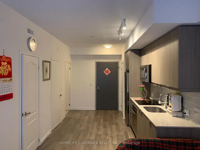 Additional image 8 of 38 Forest Manor Rd Unit 411