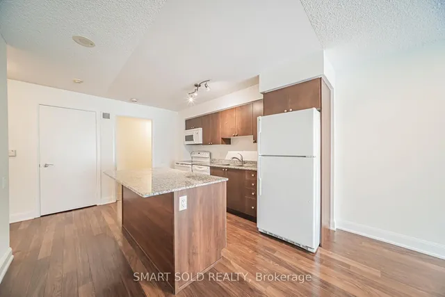 Additional image 27 of 2191 Yonge St Unit 901