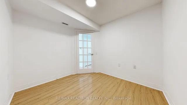 Additional image 24 of 21 Hillcrest Ave Unit 2007