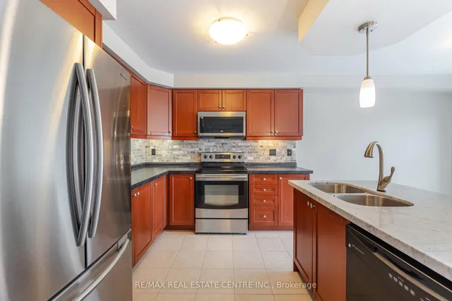 Additional image 10 of 4834 Capri Cres