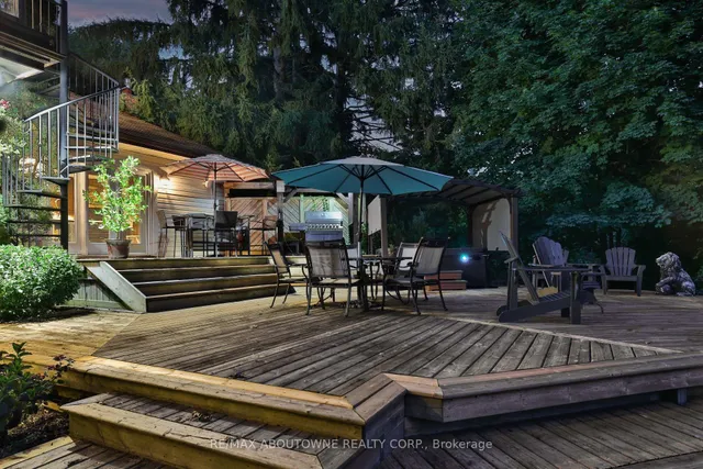 Additional image 11 of 24 School St