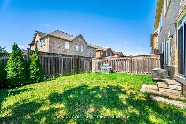 Additional image 34 of 917 Oasis Dr