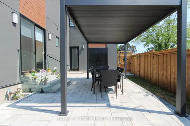 Additional image 41 of 584 WALKERS Line