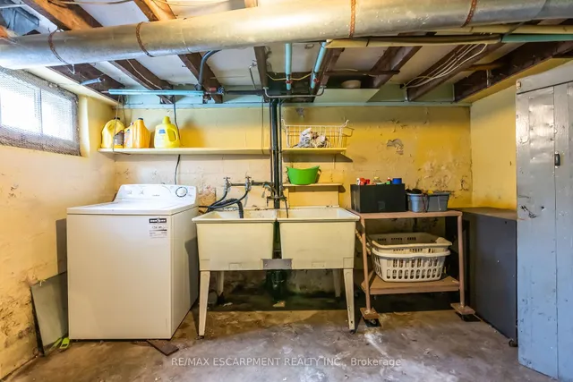 Additional image 34 of 170 Grosvenor Ave