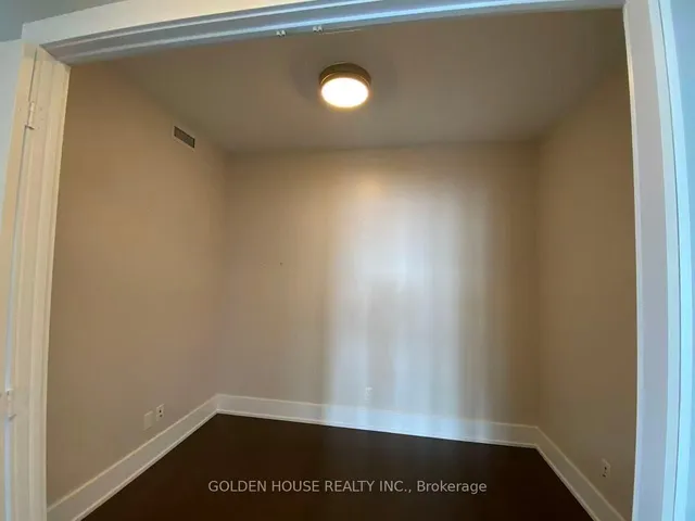 Additional image 8 of 55 Merchants' Wharf Unit 524