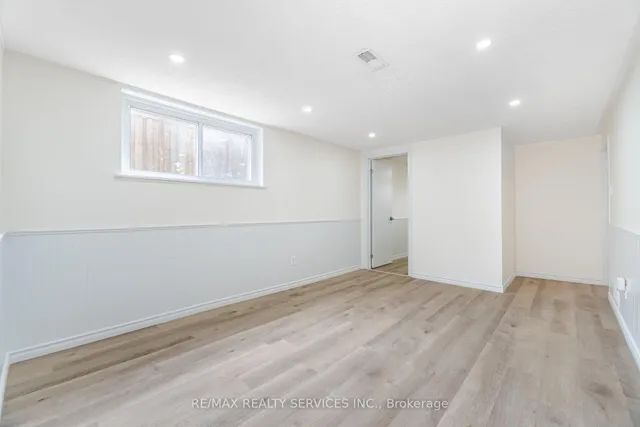 Additional image 35 of 7386 Netherwood Rd