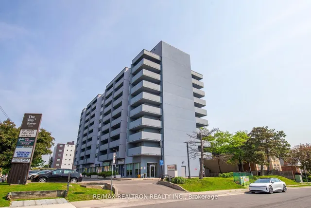 Additional image 2 of 3555 Bathurst St Unit #205