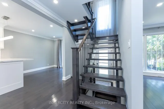 Additional image 25 of 19 Marowyne Dr