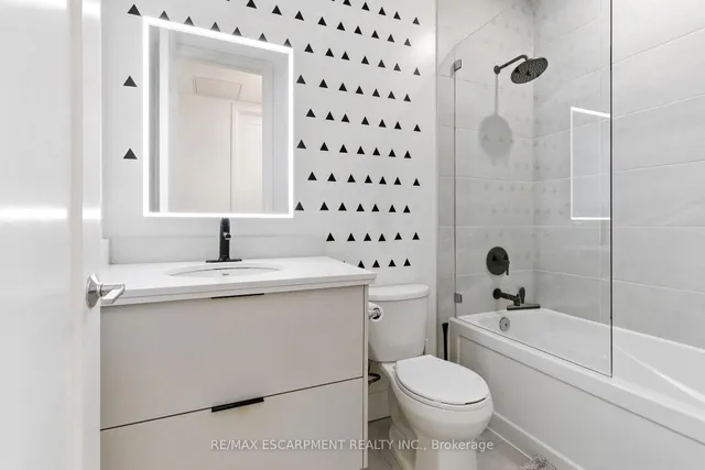 Additional image 27 of 118 King St Unit 523