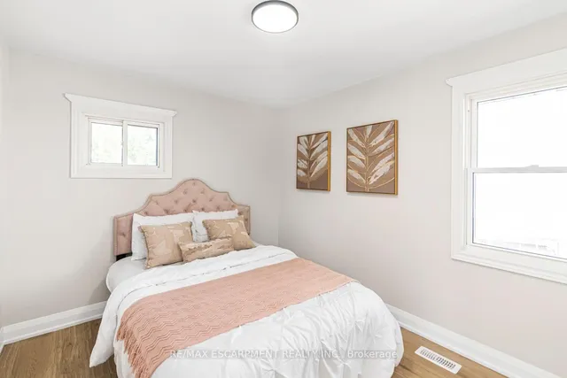 Additional image 21 of 237 Adair Ave