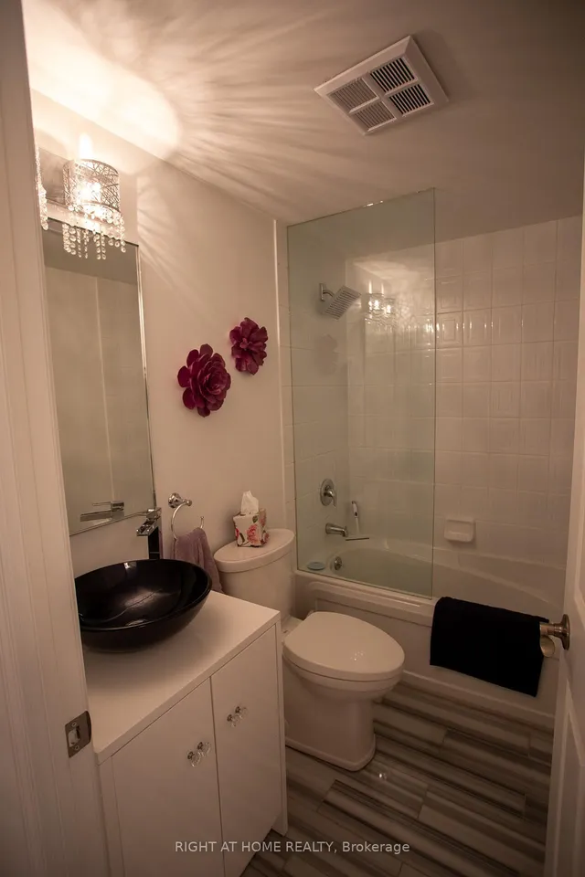 Additional image 14 of 30 Stadium Rd Unit 250